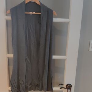 Gray Sleeveless Cardigan
